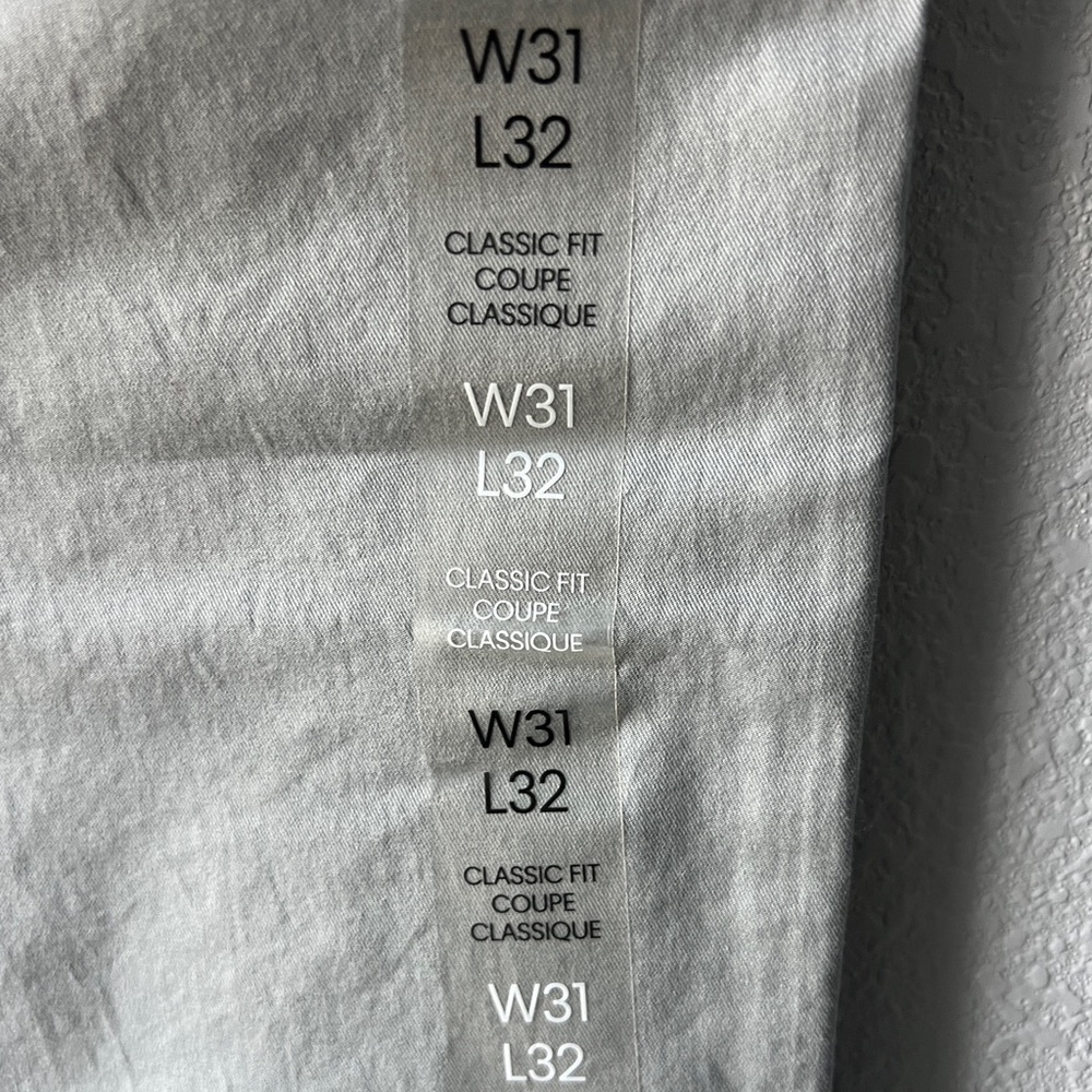 Calvin Klein Men's Gray Classic Fit Chino Pants W31 L32 NWT Business Casual - Picture 3 of 4